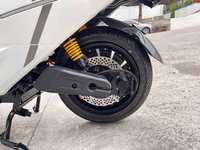 Vente en gros pas cher scooter longue portée cyclomoteur électrique 1500w Ckd frein à disque 10/12 pouces roues adulte vélo électrique cyclomoteur moto