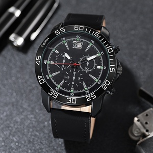 Nouvelle montre à <span class=keywords><strong>quartz</strong></span> multifonctionnelle pour homme, lumineuse, pour <span class=keywords><strong>les</strong></span> affaires et <span class=keywords><strong>les</strong></span> activités de plein air, boîtier en alliage, bracelet en acrylique, grand cadran de 50 mm - Product Image 2