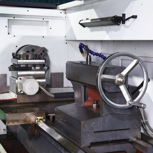 Ck6140 750/1000/1500 mét Gia Công Chiều dài <span class=keywords><strong>CNC</strong></span> <span class=keywords><strong>Lathe</strong></span> cứng hướng dẫn đường sắt <span class=keywords><strong>CNC</strong></span> máy quay với <span class=keywords><strong>Chuck</strong></span> và tailstock - Product Image 2