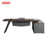 Bureau de direction moderne en bois foncé avec pieds inclinés et armoire latérale extensible pour espace de travail de PDG - Vente en gros