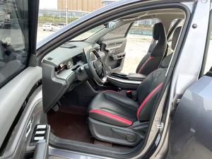 รถยนต์มือสอง Jetour Dashing ปี 2024 เครื่องยนต์ 1.6T แบบ SUV 5 ที่นั่ง เบาะหนัง ยาง R20 ภายในสีเข้ม หลังคาซันรูฟแบบพาโนรามา รุ่น Dashing ปี 2024 - Product Image 4