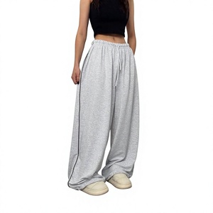 Pantalon de survêtement ample personnalisé pour femme, taille mi-haute, en molleton, coupe décontractée et confortable, style jogging décontracté pour femme - Product Image 6