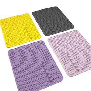 Silicone Kitchen Mat Rectangle Heat Insulation Drainage Anti-Scalding Dish Mat For Cooking And Serving - Product Image 5