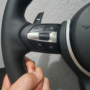 Volante Deportivo M Sport con Paletas de Cambio para BMW Serie F M2 M3 M4 M5 M6 X5 X6 F30 F80 F82 F87 F12 F13 F33 F85 - Product Image 4