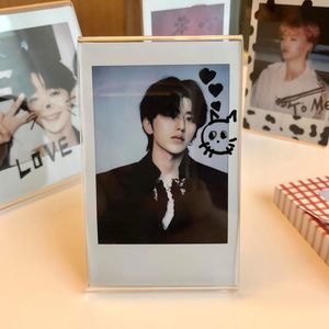 2x3 Instax <span class=keywords><strong>Mini</strong></span> <span class=keywords><strong>Cadre</strong></span> <span class=keywords><strong>Photo</strong></span> Bureau Mignon Petit Portefeuille Taille Acrylique <span class=keywords><strong>Cadre</strong></span> <span class=keywords><strong>Photo</strong></span> pour <span class=keywords><strong>Polaroid</strong></span> Photos Fujifilm Instax <span class=keywords><strong>Mini</strong></span> Instant - Product Image 5