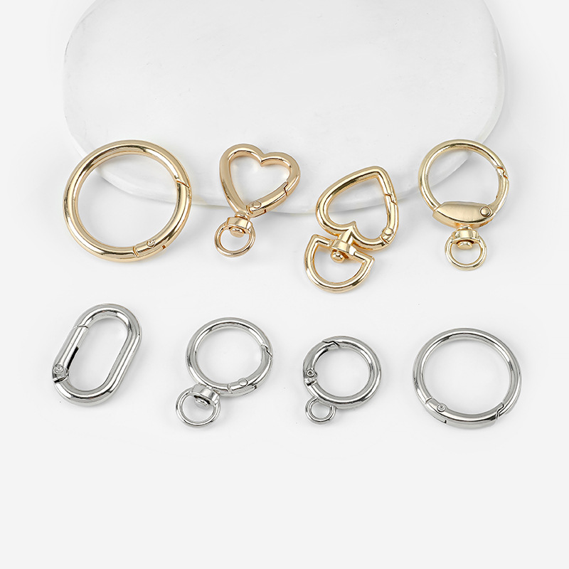 Blanc argenté (poli avec placage)