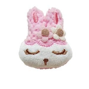 DHF キュートな漫画風ウサギのぬいぐるみブローチ、柔らかいぬいぐるみキーホルダーピン、ぶら下げウサギのペンダント、高品質のぬいぐるみおもちゃ、販促品 - Product Image 6