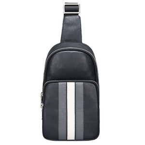 Elegante bolso de pecho de cuero a rayas para hombre — Detalles en gris/blanco, correa ajustable, perfecto para profesionales urbanos y viajeros - Product Image 1