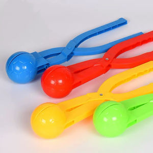 <span class=keywords><strong>Kit</strong></span> de jouets de <span class=keywords><strong>neige</strong></span> d'hiver pour l'extérieur : Pince <span class=keywords><strong>à</strong></span> boules de <span class=keywords><strong>neige</strong></span> et outil de fabrication de boules de <span class=keywords><strong>neige</strong></span> avec poignée pour former des boules de <span class=keywords><strong>neige</strong></span>, idéal pour les batailles de boules de <span class=keywords><strong>neige</strong></span> pour enfants - Product Image 5