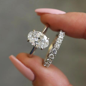 <span class=keywords><strong>Anelli</strong></span> <span class=keywords><strong>di</strong></span> <span class=keywords><strong>fidanzamento</strong></span> e set nuziali da donna Yu Ying personalizzati in oro bianco 18 carati con moissanite taglio ovale colore D VVS, gioielli raffinati - Product Image 5
