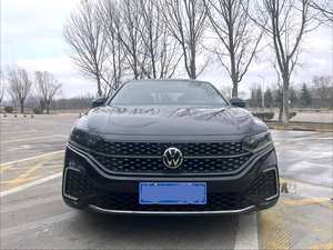 <span class=keywords><strong>Volkswagen</strong></span> P-assat 1.4T d'occasion 2023 - Berline intermédiaire de luxe d'occasion, 280TSI Turbo, sans accident, faible kilométrage - Product Image 2