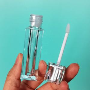 Tubos de brillo labial reciclables al por mayor de 6ml con forma de cubo de hielo, diseño único - Product Image 5