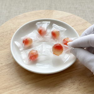 Bonbons gommeux à la saveur de fruits sucrés, remplis de confiture de fraises - Product Image 2