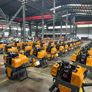 Compacte rouleuse vibrante à tambour unique hydraulique à commande manuelle, moteur diesel Changchai, pour le compactage du sol et le remblaiement de fosses - Product Image 3