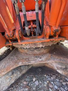 Excavadora Usada Doosan 225 de 22 Toneladas, Modelo 2023, Potencia de 125KW, Capacidad de la Cuchara de 1.1m, Bajo Consumo de Combustible, 0-2000 Horas - Product Image 2