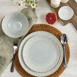 Service de vaisselle en porcelaine bleue réactive avec logo personnalisé vaisselle en céramique sans BPA sans danger pour les aliments - Product Image 3