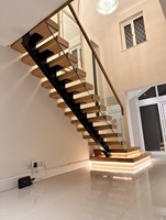 Escalier droit en acier robuste sur mesure, avec marches en bois en option, revêtement poudré, garde-corps, certifié CE, pour loft, villa, duplex, grenier, maison