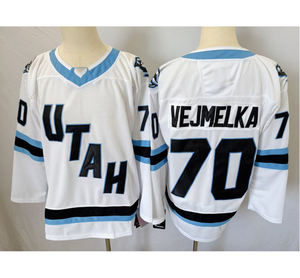 Maglia da Hockey su Ghiaccio Personalizzata per Giovani, Blu Chiaro, in Poliestere Sublimato, Stile Reversibile con Strisce per Abbigliamento Sportivo di Squadra - Product Image 6