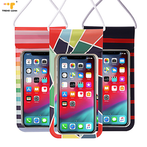 Nuova Custodia <span class=keywords><strong>Impermeabile</strong></span> Universale in TPU per Telefono 2026, Borsa Resistente all'Acqua con Cordino per <span class=keywords><strong>iPhone</strong></span> - Product Image 4