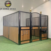 Structure en acier préfabriquée permanente pour écurie de chevaux, box ou abri pour chevaux