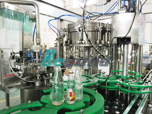 Volautomatische 2000bph 500Ml Isobarische Glazen Fles Vulmachine Voor Bier Koolzuurhoudende Drank Productie Met Cip-Systeem - Product Image 3