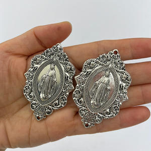 Medaglia religiosa pendente per maria vergine 38x55mm per creazione di gioielli fai da te - Product Image 1