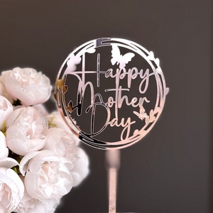 Joyeuse Fête des Mères : Carte décorative multi-formes en acrylique pour gâteau, avec motifs cœur, papillon et couronne, pour décorations de fête et fournitures de pâtisserie - Product Image 1
