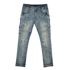 Bas en denim délavé d'inspiration streetwear, coupe slim taille basse, pour un style rétro punk hip-hop. - Product Image 3