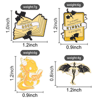 Set Pin Enamel Naga Bercita-cita Buku, Bros Naga Kuning yang Sedang Membaca untuk Dekorasi Pemakaian Sehari-hari