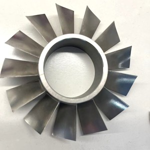 Usinage cinq axes, usinage de roues dentées de turbocompresseur, usinage CNC, pièces de précision, personnalisation, pièces de pompe à eau - Product Image 1