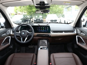 รถเบนซิน X1ชุด BMW Xdrive25i x ดีไซน์ AWD เป็นรถมือสองส่งออก