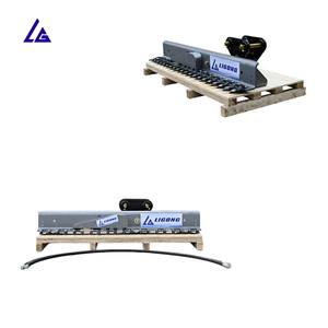 Tondeuse à moteur de sécurité supérieure pour cabine d'excavatrice de 1,5 à 5 tonnes, protégeant les opérateurs des débris et des objets tombants - Product Image 1