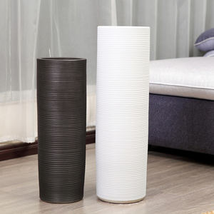 Jarrón <span class=keywords><strong>de</strong></span> piso grande moderno <span class=keywords><strong>de</strong></span> estilo europeo, blanca y negra Simple decoración del hogar, gabinete <span class=keywords><strong>de</strong></span> sala <span class=keywords><strong>de</strong></span> estar, arte decorativo <span class=keywords><strong>de</strong></span> <span class=keywords><strong>flores</strong></span> <span class=keywords><strong>secas</strong></span> - Product Image 1