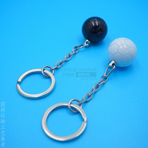 Porte-clés ballon de football 3D en métal peint, souvenir d'événement sportif, accessoire de voiture, couleur personnalisée, cadeau portable - Product Image 3