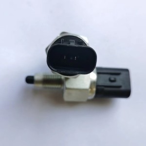 Interruptor de luz de reversa Roewe 350 10021705 para reemplazo de luz de freno - Product Image 1