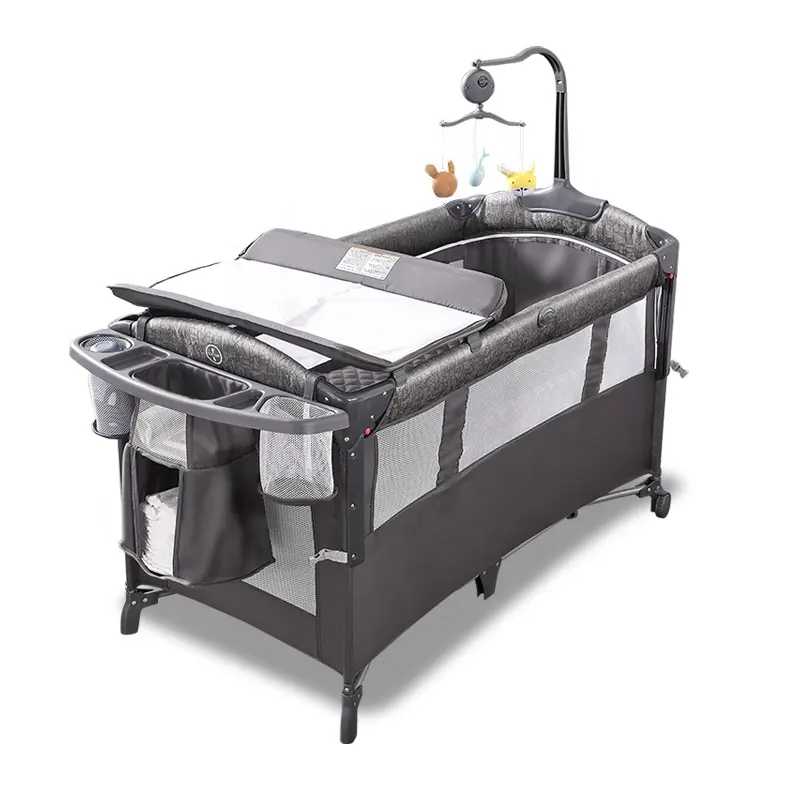 Kandang bayi plastik OEM 2024 standar Eropa penjualan laris tempat tidur bayi travel dengan meja berubah tempat tidur bayi dan tempat tidur bayi