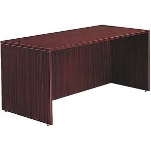 Escritorio Alera Valencia Series de 66 x 30 x 29-1/2 Pulgadas en Color Caoba para Uso en Oficina - Product Image 1