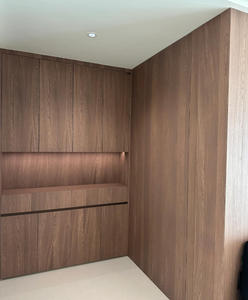 Contreplaqué <span class=keywords><strong>d</strong></span>'armoire en <span class=keywords><strong>orme</strong></span> de qualité supérieure de 18mm-Panneau multicouche avec grain de bois naturel pour armoires personnalisées Contreplaqué OEM Taille personnalisée - Product Image 6