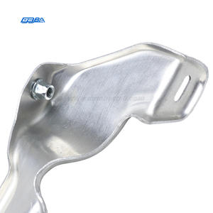 Soporte metálico de parachoques delantero mecanizado con precisión, nuevo, lado derecho (volante a la izquierda) para Ferrari 488 2018 86110500 - Product Image 6