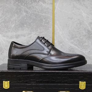 Chaussures habillées de luxe originales en cuir à lacets et bout pointu pour affaires et mariages, respirantes, légères, antidérapantes, avec patchwork en caoutchouc – Collection 2025 - Product Image 3