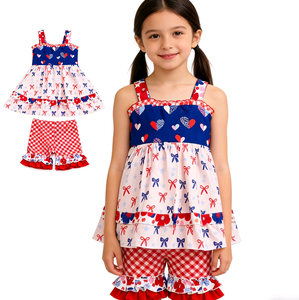 Conjunto de Ropa para Niñas con Diseño Personalizado del 4 de Julio, Camiseta Tipo Túnica con Volantes y Pantalones Cortos con Estampado de la Bandera de EE. UU., 2 Piezas - Product Image 1