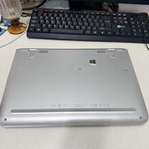 <span class=keywords><strong>HP</strong></span> TPN-C120 Laptop Usati con Processore Intel Core I5 di 6a Generazione, 4GB RAM, 128GB <span class=keywords><strong>SSD</strong></span> a Prezzo Conveniente - Product Image 5