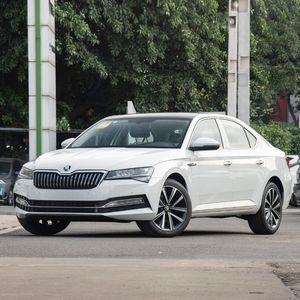 <span class=keywords><strong>Auto</strong></span> Usata <span class=keywords><strong>Skoda</strong></span> <span class=keywords><strong>Superb</strong></span> a Benzina con Cambio Automatico, 5 Posti, Hatchback, Motore 1.4T L4 per Adulti - Product Image 5