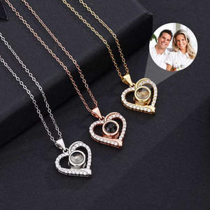 Collana con Proiezione Foto in Argento 925 Personalizzabile con Foto e 'Ti Amo' in 100 Lingue Regalo Ricordo per <span class=keywords><strong>Donne</strong></span> e Famiglia Collane a Cuore con Foto - Product Image 1