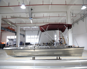 Bateau de pêche KINOCEAN <span class=keywords><strong>Basic</strong></span> de 5.8m en aluminium avec console centrale Bateau à rames de sport et de loisirs à vendre Fabriqué pour le surf - Product Image 2
