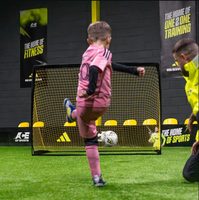 Filets de football portables hexagonaux 5 contre 5, grand format 8 pieds x 8 pieds, avec contour en gazon synthétique et cible de rebond en forme de Z pour enfants