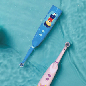 Cepillo de dientes eléctrico giratorio para niños de 3 a 6 años, cerdas extra suaves, resistente al agua IPX7, 4 modos, funciona con pilas - Product Image 2