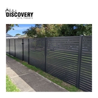 Panneaux de clôture horizontaux modernes en aluminium pour l'intimité du jardin et des espaces extérieurs