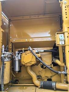 Modèle le plus récent d'excavatrice CAT 320 d'origine - Product Image 3