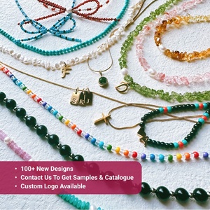 <span class=keywords><strong>Nome</strong></span> personalizzato lettera iniziale oro placcato in acciaio inox Charm fatti a mano perline catena girocollo <span class=keywords><strong>collana</strong></span> di gioielli di moda per le donne ragazze - Product Image 5